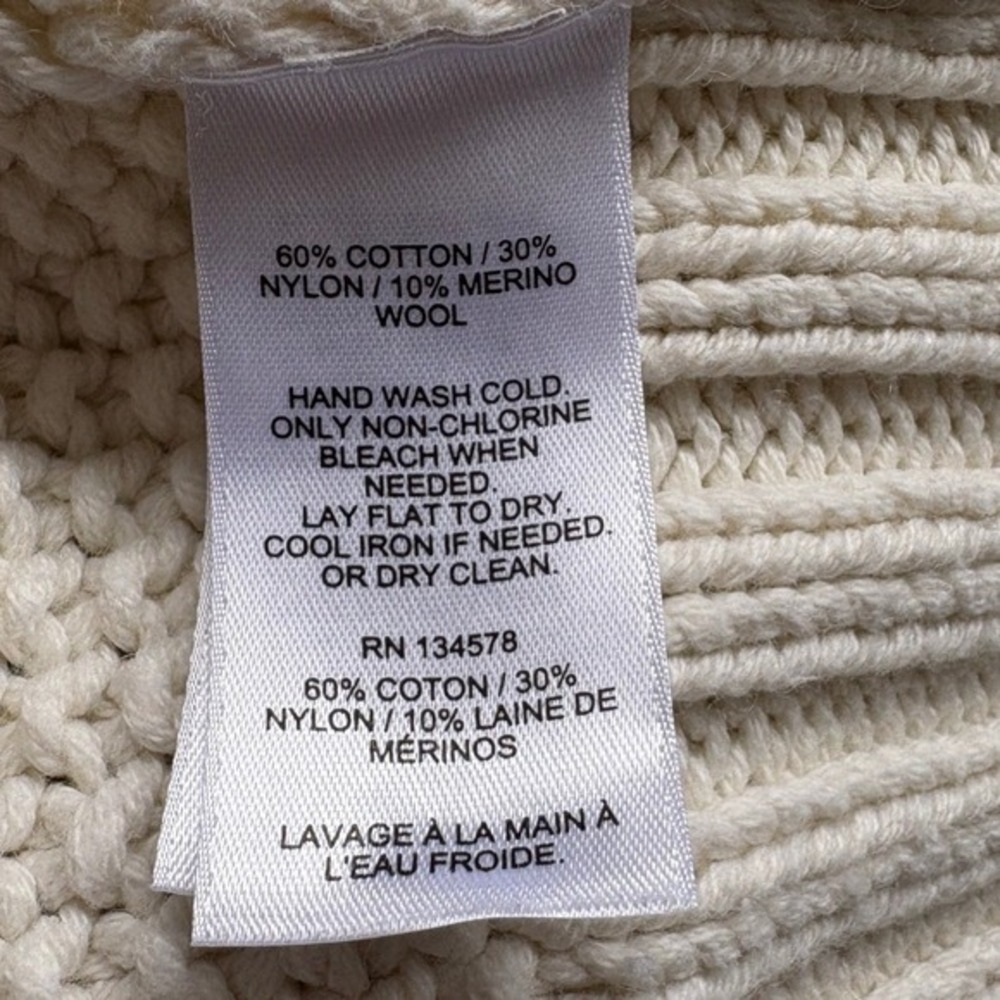Vineyard Vines Tipped Island Fisherman Mock Sweater, Marshmallow/Navy, Medium - Picture 5 of 5
